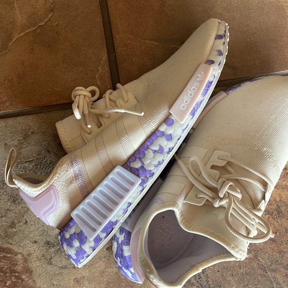 Adidas NMD Shoes - Picture 7 of 7